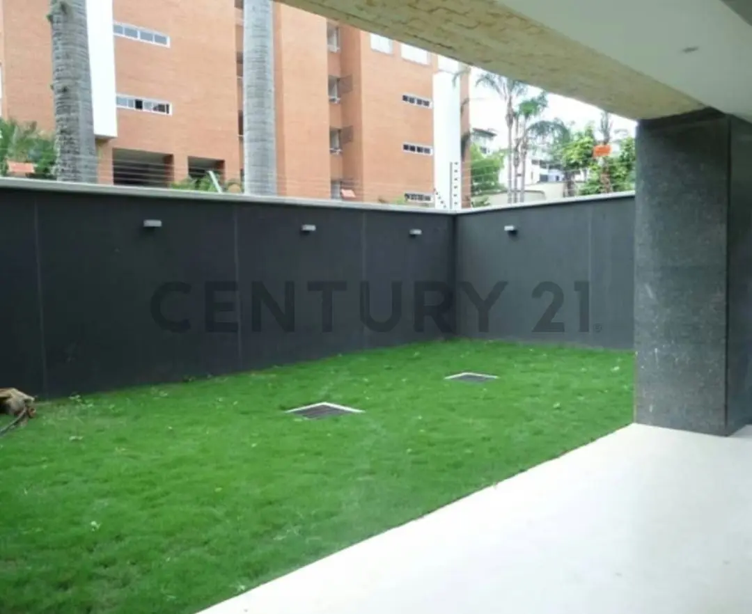 Excelente dúplex a estrenar pisos de mármol edificio con hermosas áreas - 3
