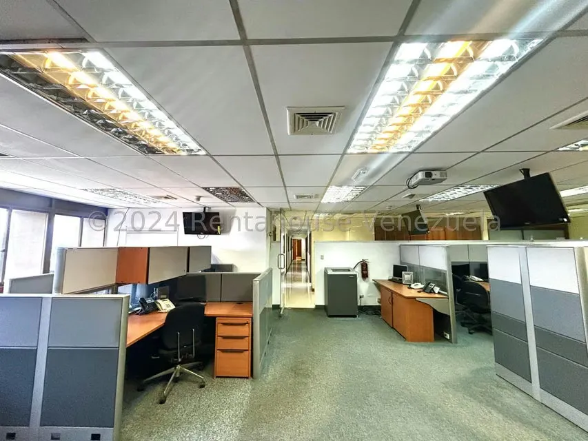 Oficina en Venta en Los Palos Grandes, Distrito Metropolitano - 8