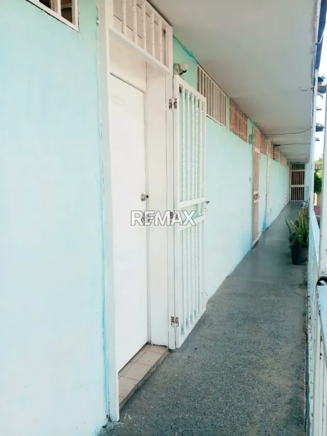 En venta lindo apartamento sin amoblar en piso 1 - 2