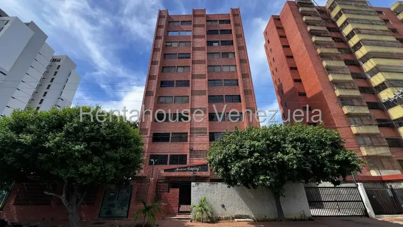 Apartamento (1 Nivel) en Alquiler en Tierra Negra, Zulia