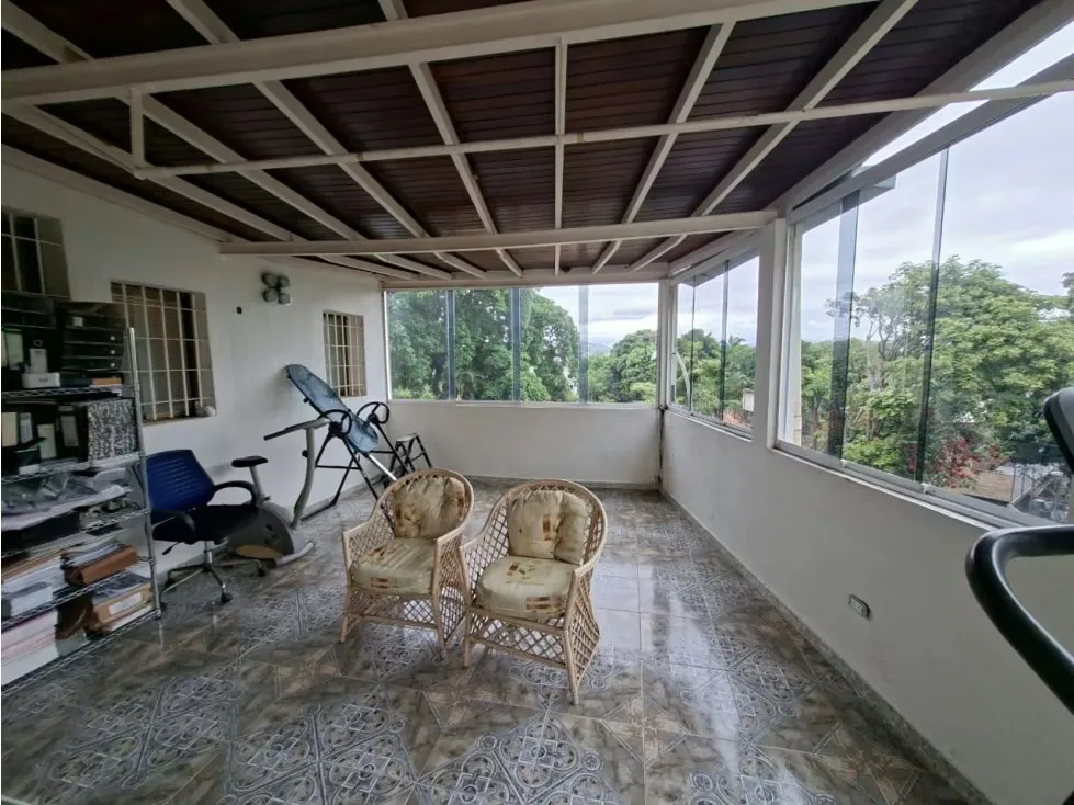 Vendo casa familiar 450m2 Alta Florida 2845 - 42
