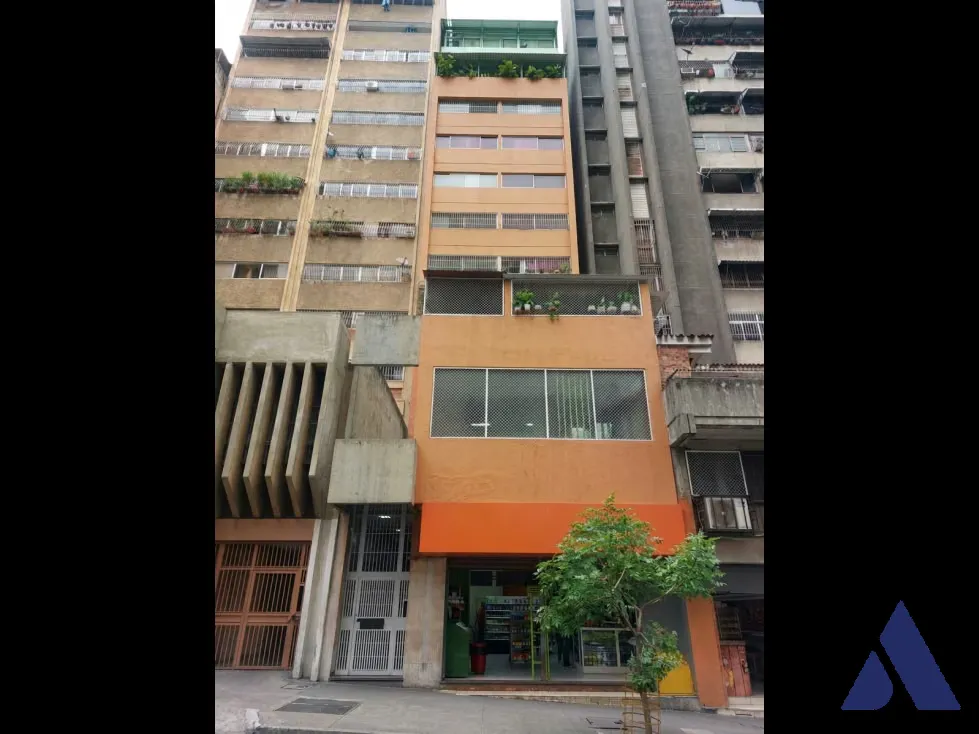 Se Vende apartamento 46m2 Fuerzas Armadas