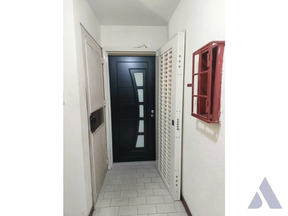 Se Vende apartamento 46m2 Fuerzas Armadas - 2