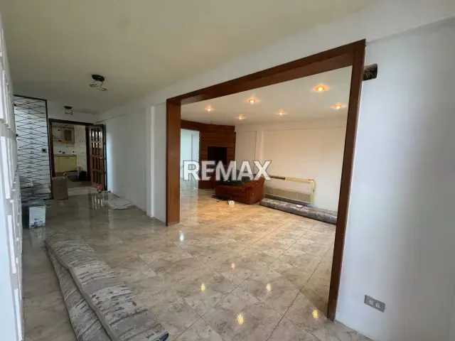 Casa en venta en calle cerrada - 6