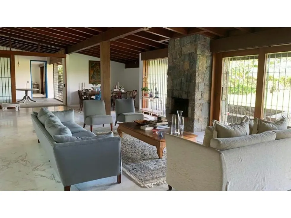 Se vende quinta una sola planta 750m2 La Lagunita 7721 - 5