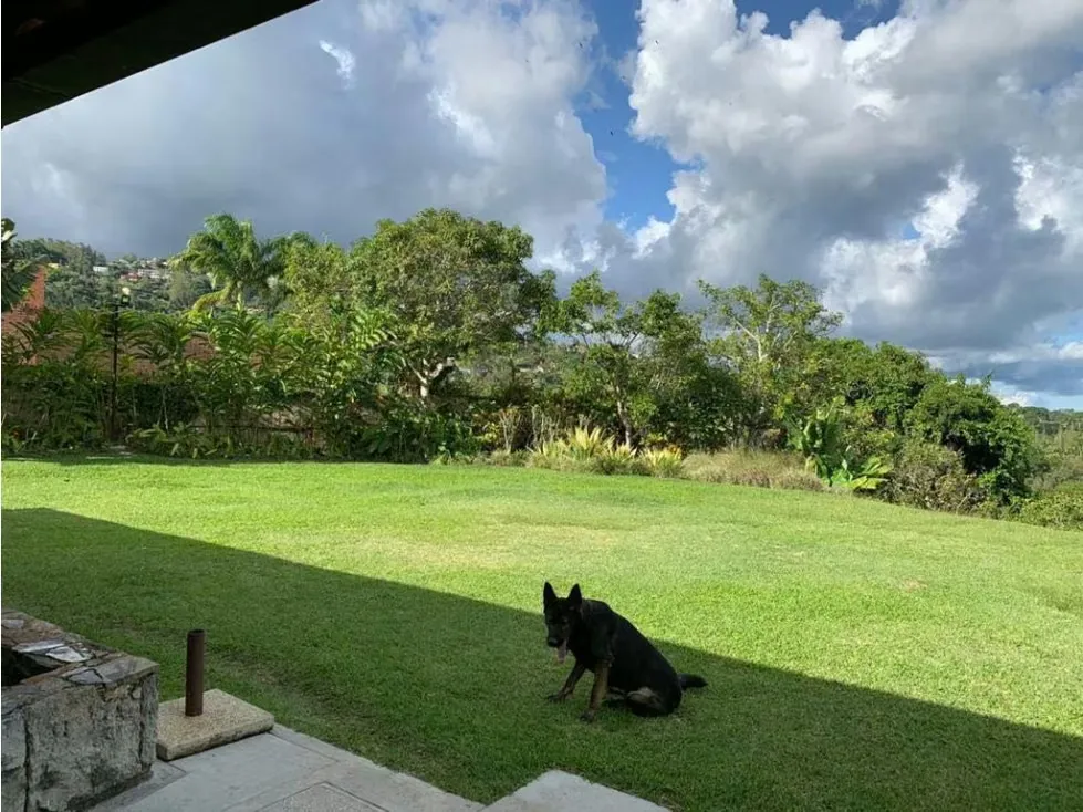 Se vende quinta una sola planta 750m2 La Lagunita 7721 - 6