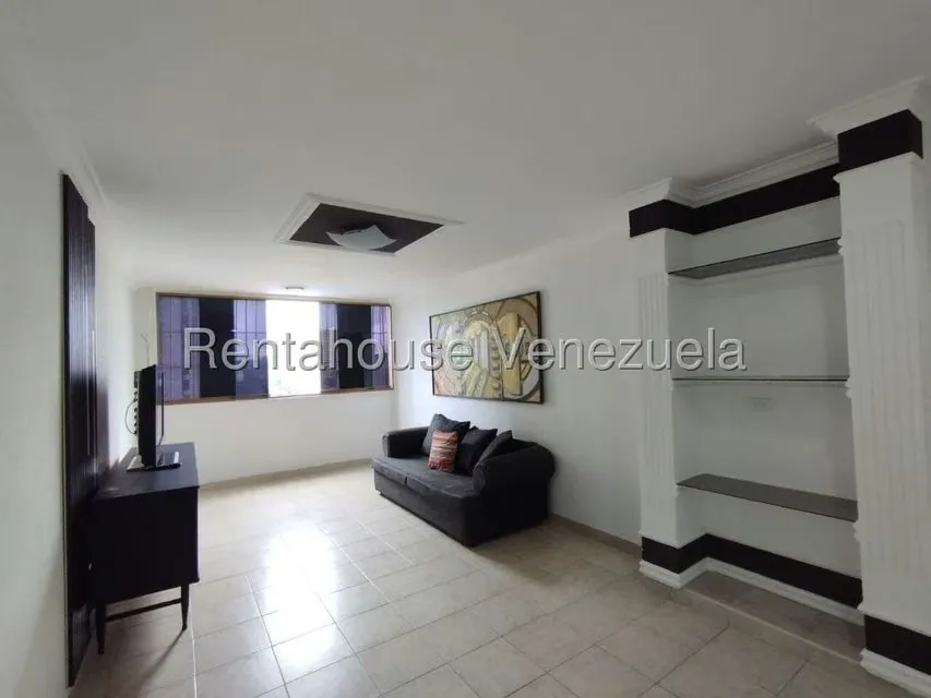 Apartamento (1 Nivel) en Venta en Club Hipico Las Trinitarias, Lara - 2