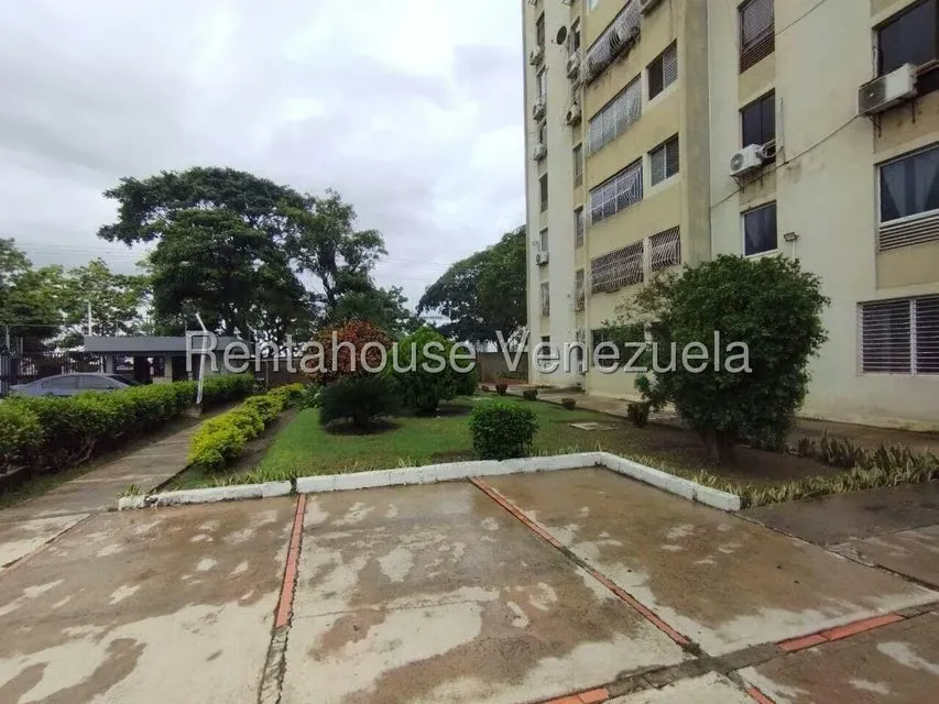 Apartamento (1 Nivel) en Venta en Club Hipico Las Trinitarias, Lara - 19