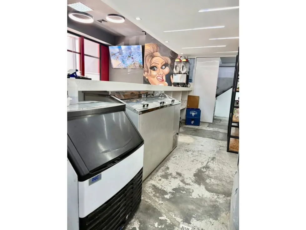 Se vende Local Comercial 2b/7p 121m² El Paraíso - 6