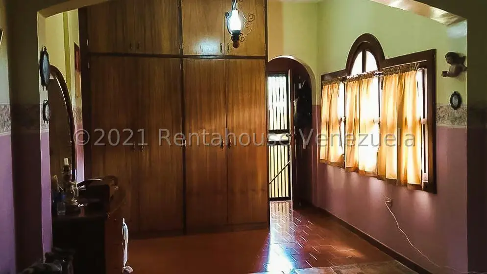 Casa (Multipes Niveles) en Venta en Los Castores, Miranda - 29