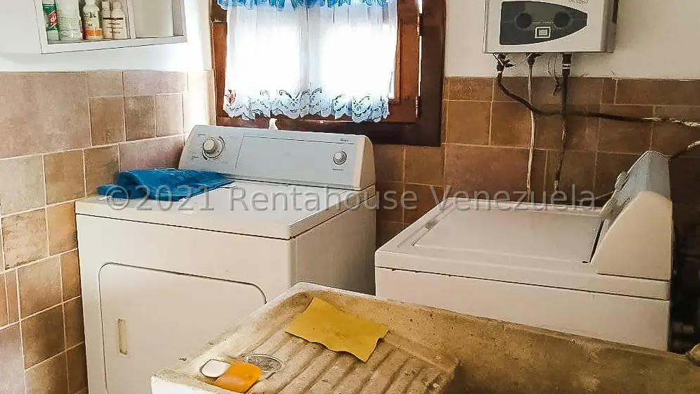 Casa (Multipes Niveles) en Venta en Los Castores, Miranda - 34