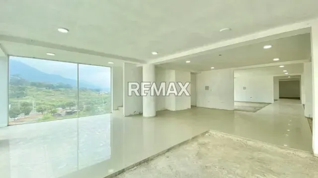 EN VENTA LOCAL 53MTR, EN EL CENTRO COMERCIAL SAN IGNACIO - 7