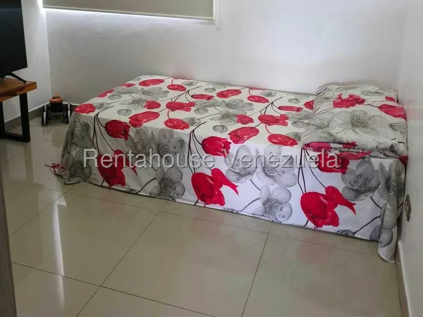 Apartamento (1 Nivel) en Venta en Parque Caiza, Distrito Metropolitano - 12