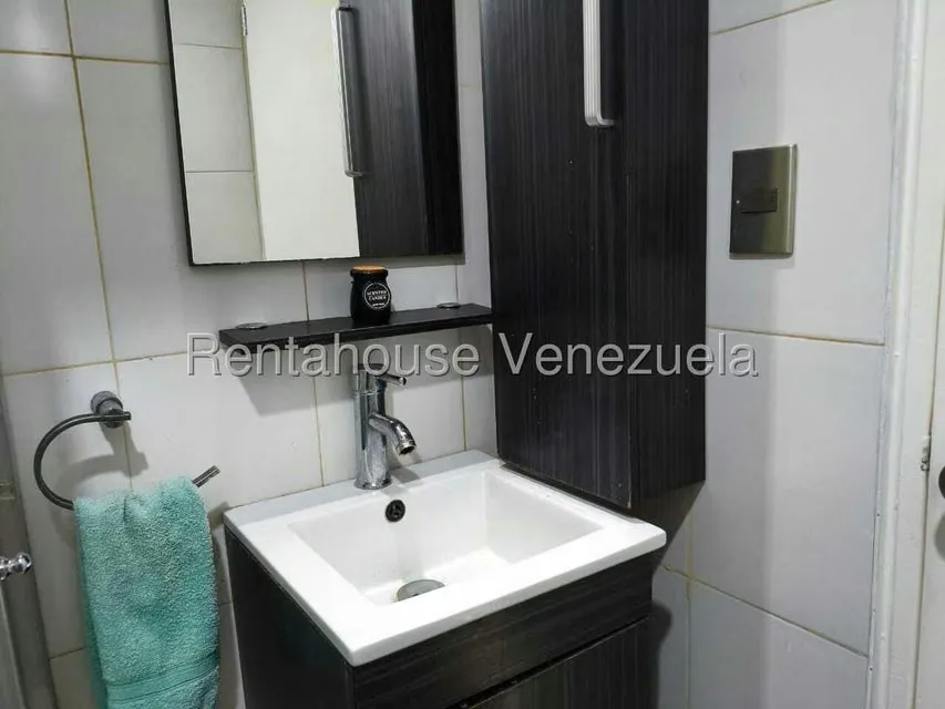 Apartamento (1 Nivel) en Venta en Parque Caiza, Distrito Metropolitano - 15