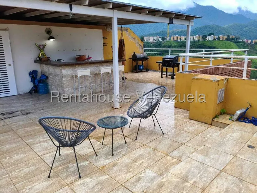 Apartamento (1 Nivel) en Venta en Parque Caiza, Distrito Metropolitano - 18