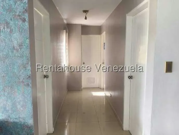 Apartamento (1 Nivel) en Venta en Parque Caiza, Distrito Metropolitano - 9