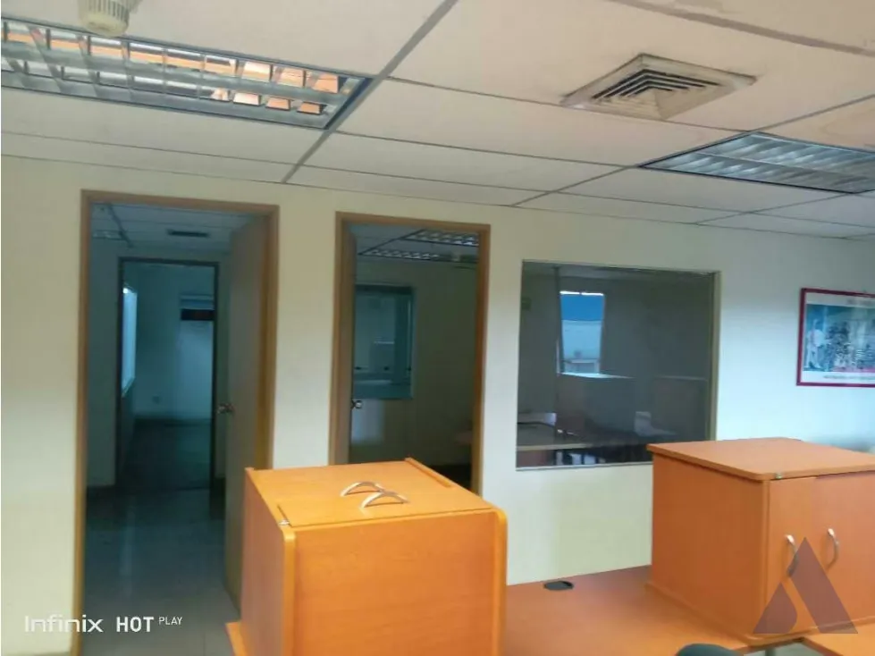 Alquilo Azotea industrial 1000m2 Los Ruices 4386 - 8