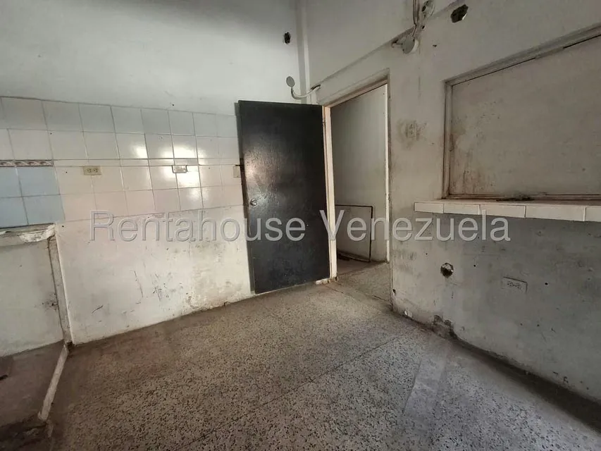 Comercial (Local Comercial) en Venta en Casco Central, Zulia - 12