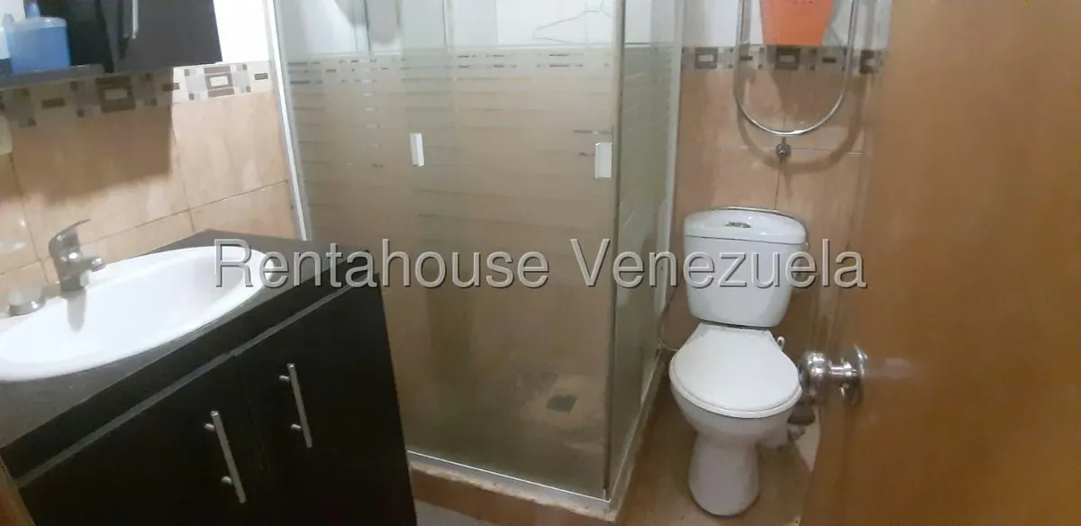 Apartamento (1 Nivel) en Venta en Parroquia La Candelaria, Distrito Metropolitano - 23