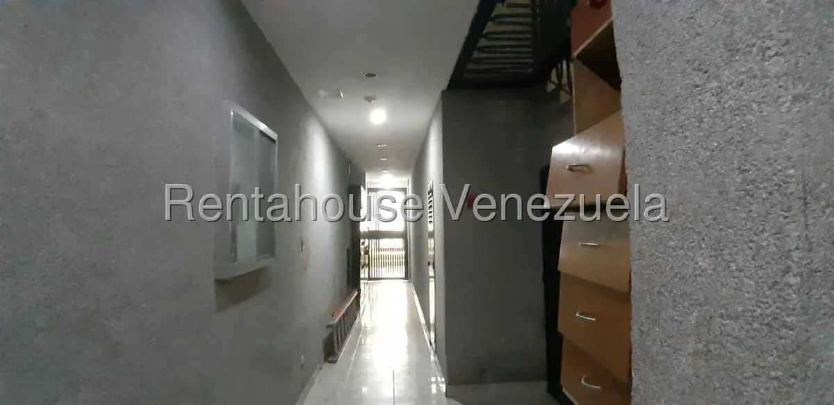 Apartamento (1 Nivel) en Venta en Parroquia La Candelaria, Distrito Metropolitano - 25