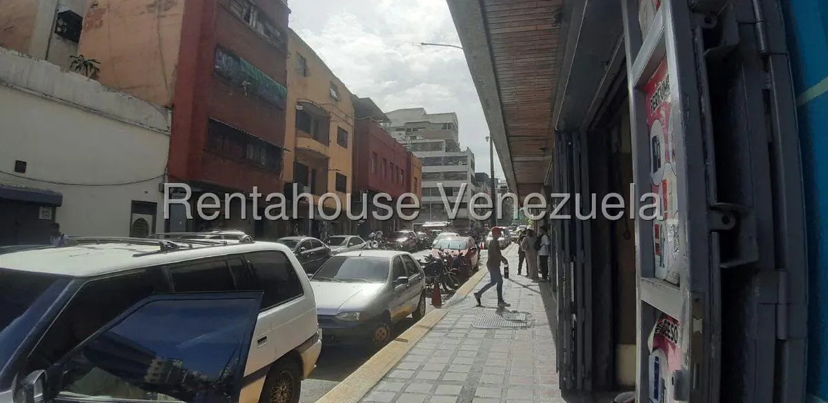 Apartamento (1 Nivel) en Venta en Parroquia La Candelaria, Distrito Metropolitano - 28