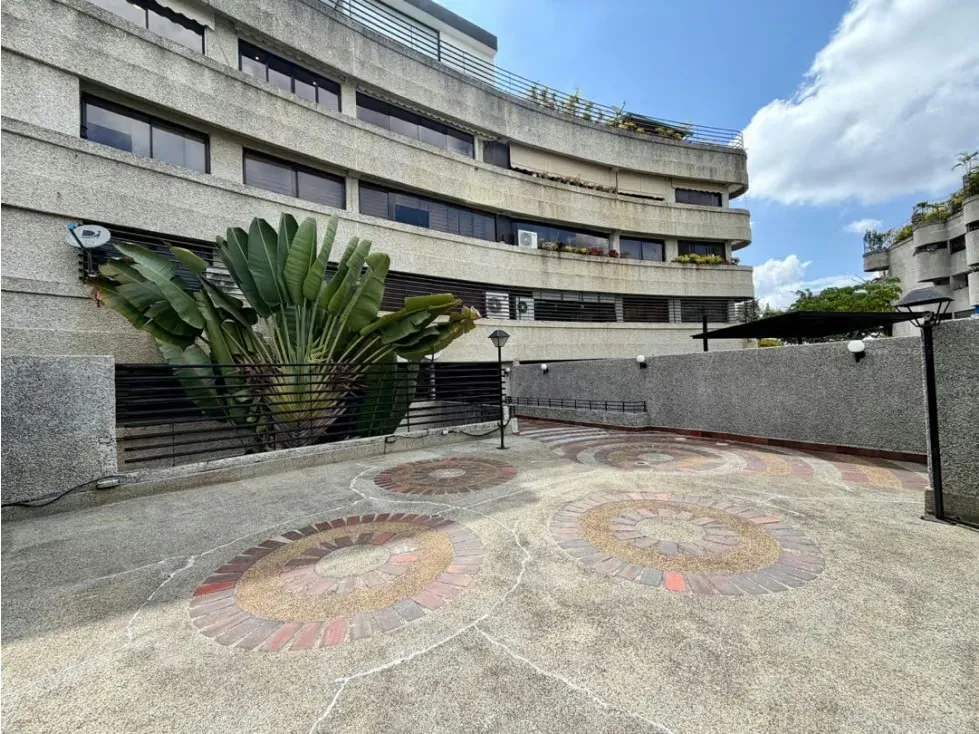 Se vende PB en venta 3H+S/3.5B+S/2P Los Chorros