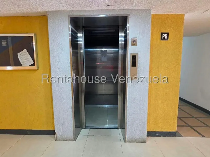 Apartamento (1 Nivel) en Venta en El Hatillo, Distrito Metropolitano - 11