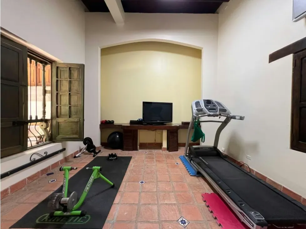 Se vende casa 1102m² 4h+2s/4b+s/5p Prados del Este - 13