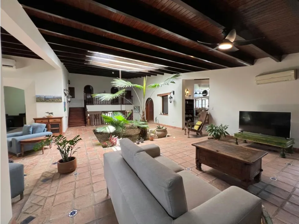 Se vende casa 1102m² 4h+2s/4b+s/5p Prados del Este - 28