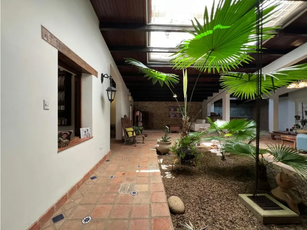 Se vende casa 1102m² 4h+2s/4b+s/5p Prados del Este - 30