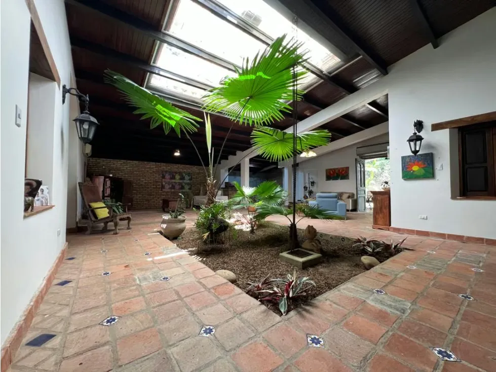 Se vende casa 1102m² 4h+2s/4b+s/5p Prados del Este - 32