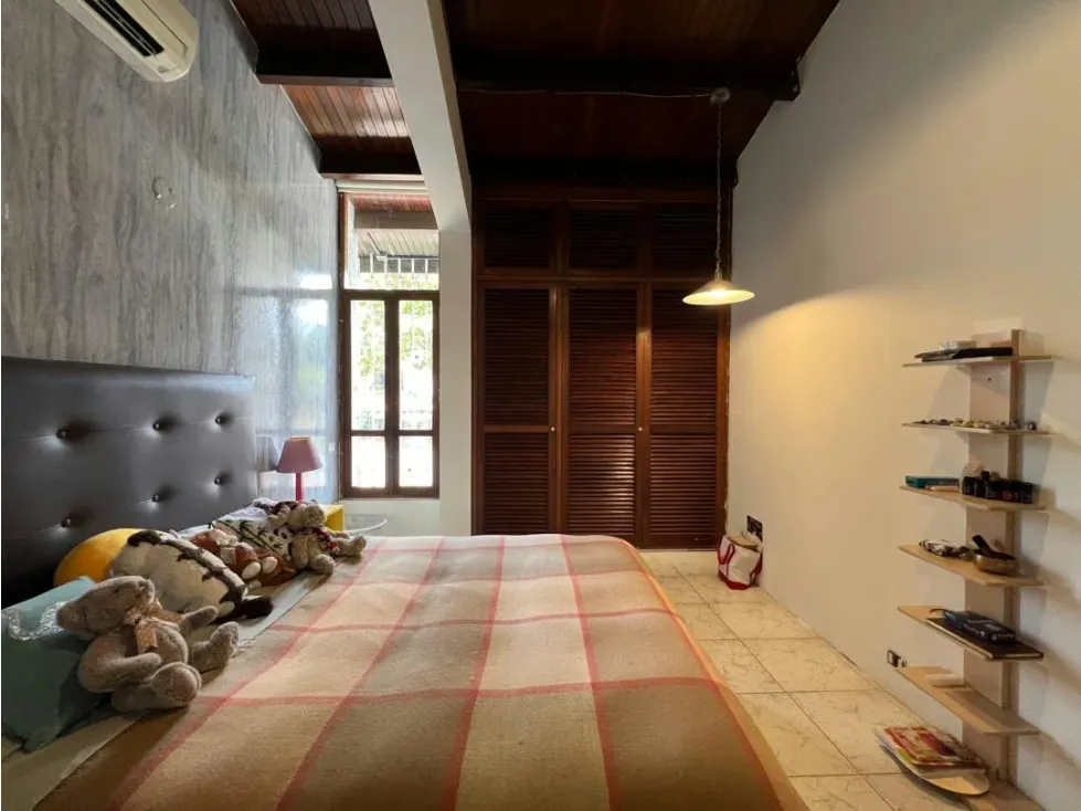 Se vende casa 1102m² 4h+2s/4b+s/5p Prados del Este - 64