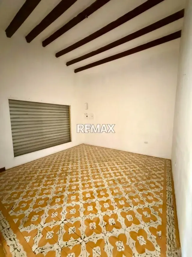 VENDE LOCAL COMERCIAL CALLE SANTA TERESA DE MACHIQUES - 7