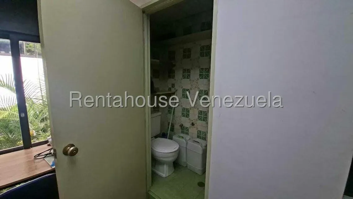 Oficina en Alquiler en Prados del Este, Distrito Metropolitano - 10