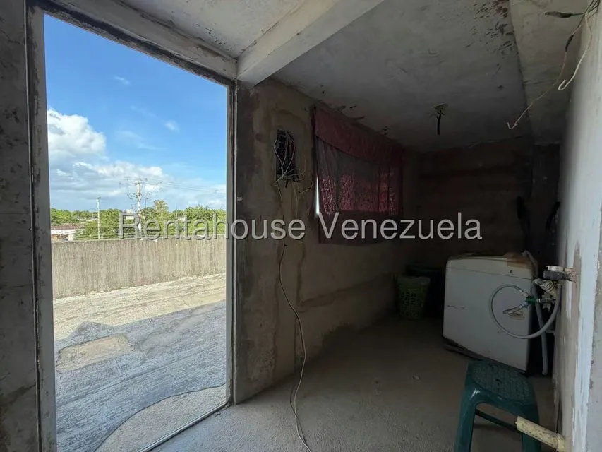 Townhouse (Multiples Niveles) en Venta en Avenida Intercomunal, Zulia - 15