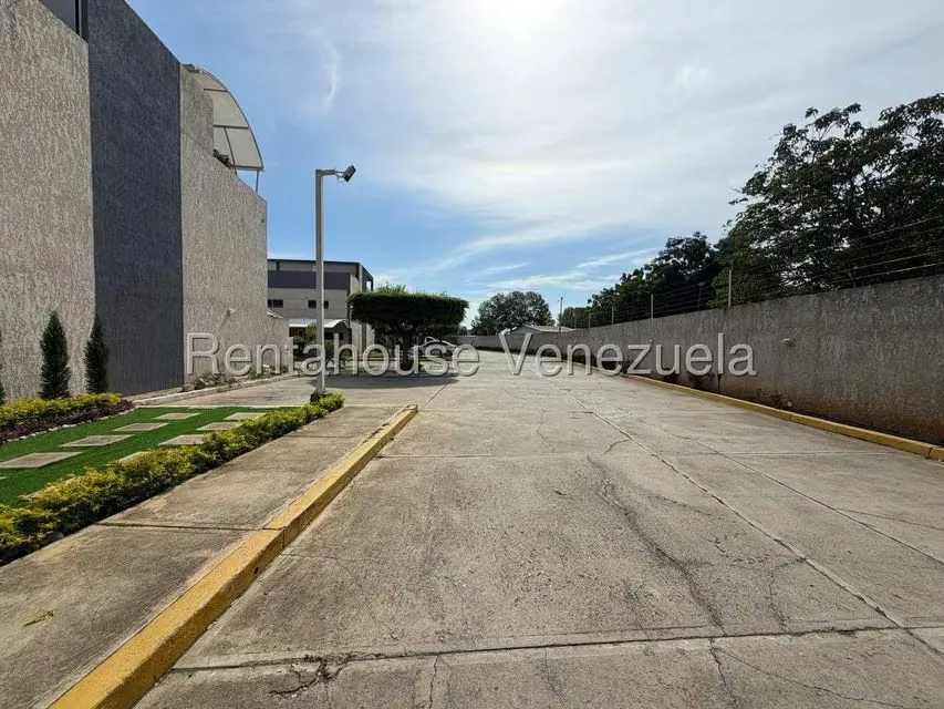Townhouse (Multiples Niveles) en Venta en Avenida Intercomunal, Zulia - 28