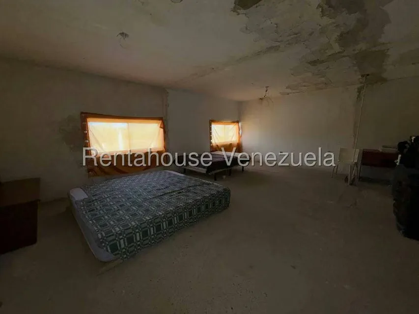 Townhouse (Multiples Niveles) en Venta en Avenida Intercomunal, Zulia - 9