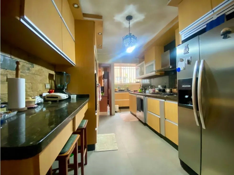 Vendo apartamento 143m2 La Urbina 5887 - 5