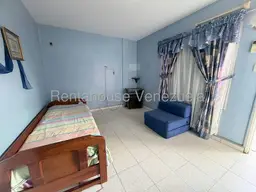 Vista 44