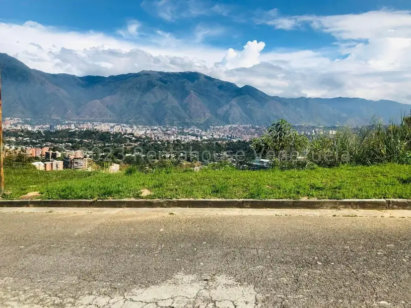 Terreno (Residencial) en Venta en Los Naranjos del Cafetal, Distrito Metropolitano
