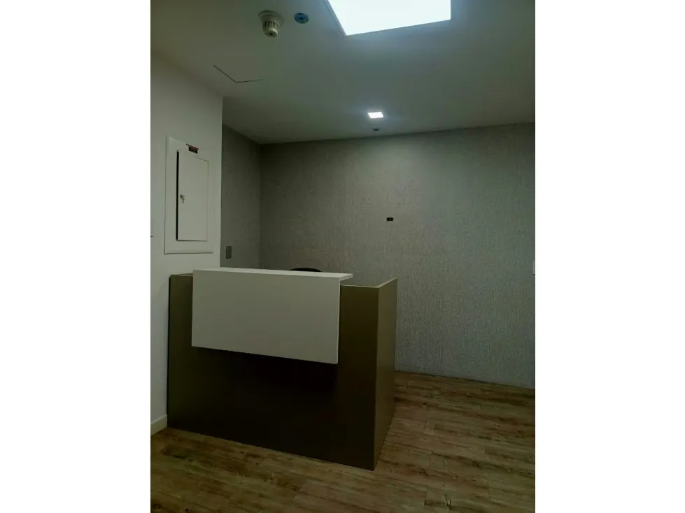 Alquilo oficina 315m2 Eurobuilding, Las Mercedes 6555 - 17