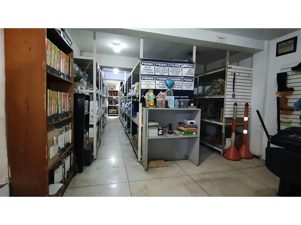 Local Comercial en Alquiler en Av. Sucre de Catia, Caracas 260m2 - 14