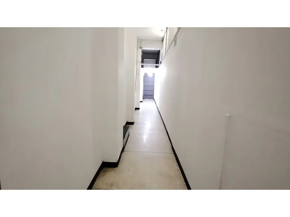 Local Comercial en Alquiler en Av. Sucre de Catia, Caracas 260m2 - 4