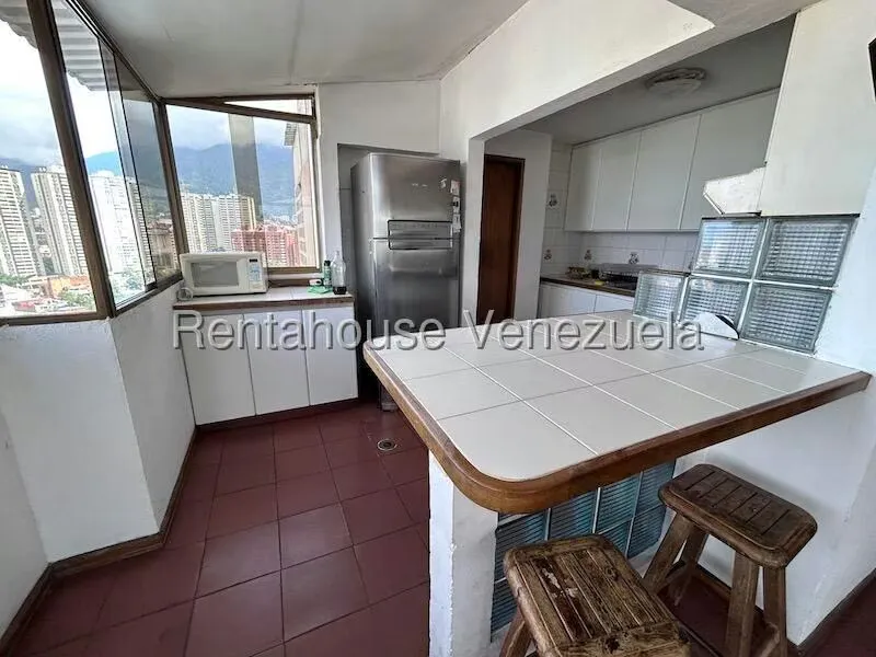 Apartamento (1 Nivel) en Venta en Los Chorros, Distrito Metropolitano - 13