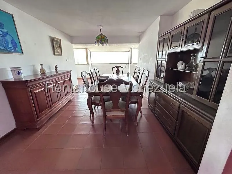 Apartamento (1 Nivel) en Venta en Los Chorros, Distrito Metropolitano - 3