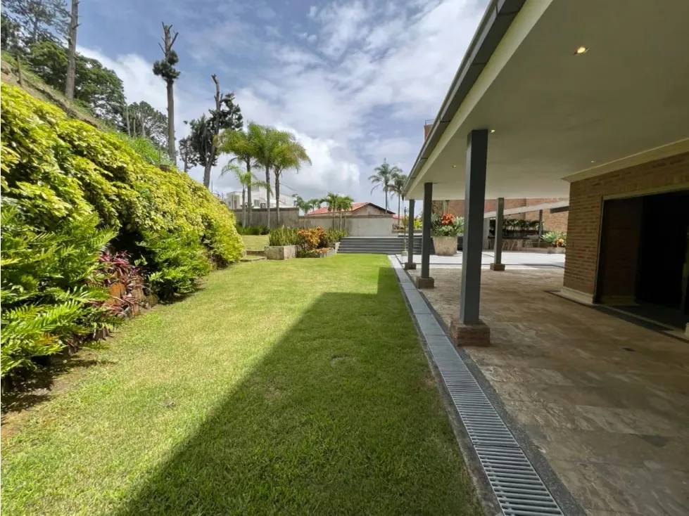 Se vende PB 290+500m2 Los Naranjos 0053 - 19