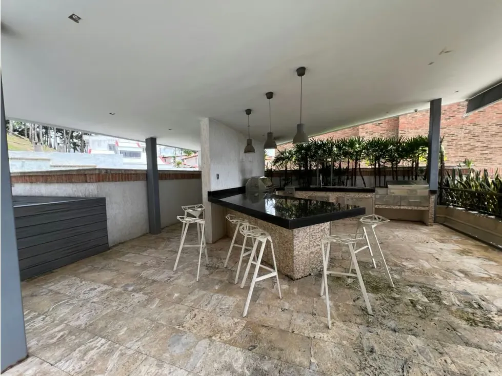 Se vende PB 290+500m2 Los Naranjos 0053 - 21