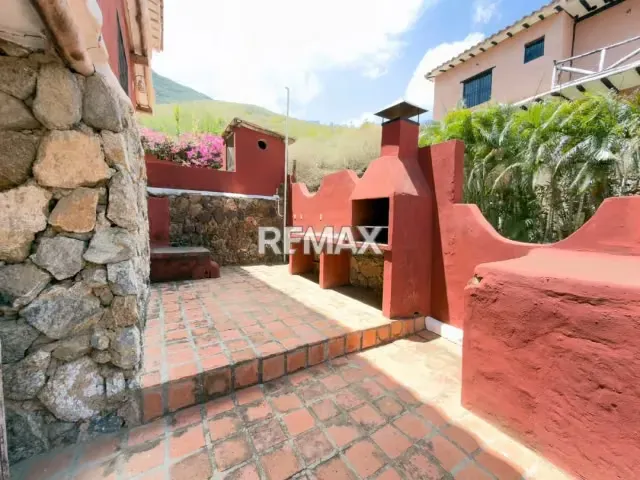 CASA RUSTICA ESTILO RANCHO CARIBEÑO CON VISTA LEJANA LATERAL AL MAR - 15