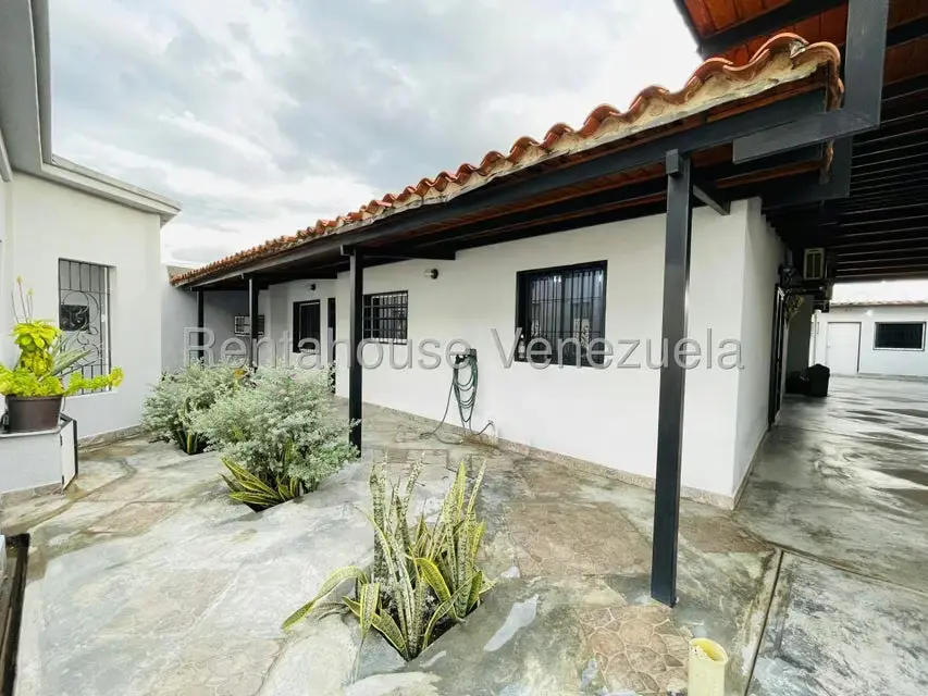 Casa (1 Nivel) en Venta en La Fontana, Aragua - 41