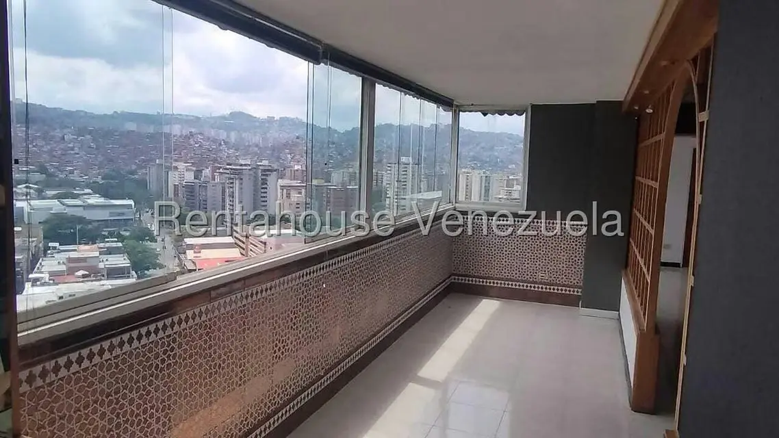 Apartamento (1 Nivel) en Venta en La Urbina, Distrito Metropolitano - 22
